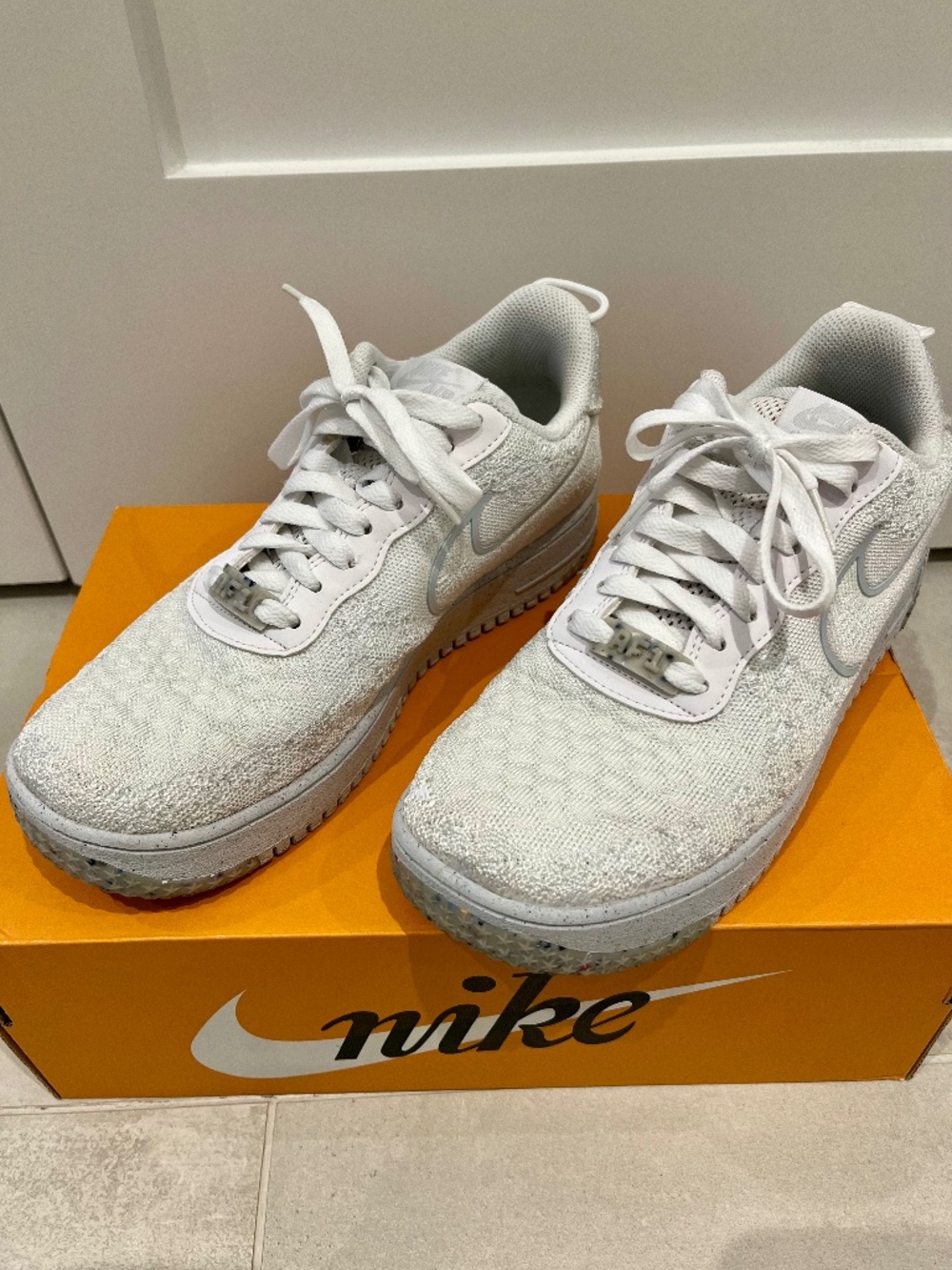 2022 Nike Men's Air Force 1 Flyknit Size 9